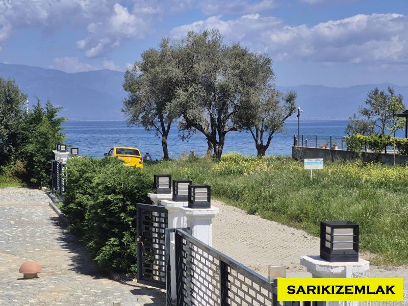 Burhaniye Pelitköy Mah`da2+1  Daire. - 25